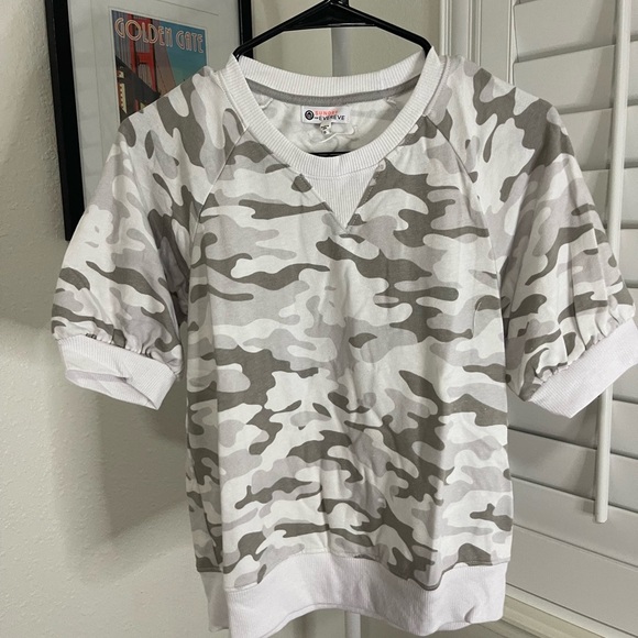 Sundry For Evereve White Gray Camo Print Terry Cotton Shirt - Picture 1 of 4